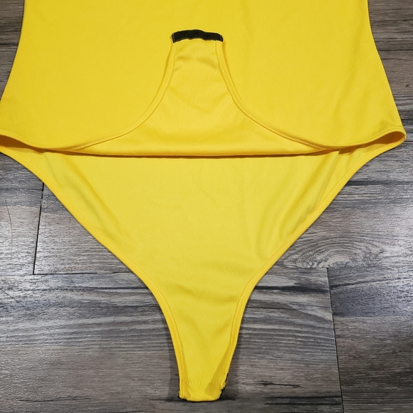 Shein Curve yellow bodysuit - Picture 5 of 6